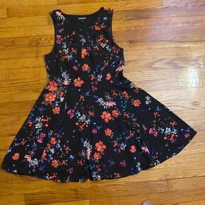 Express, size 12, black floral knee length dress